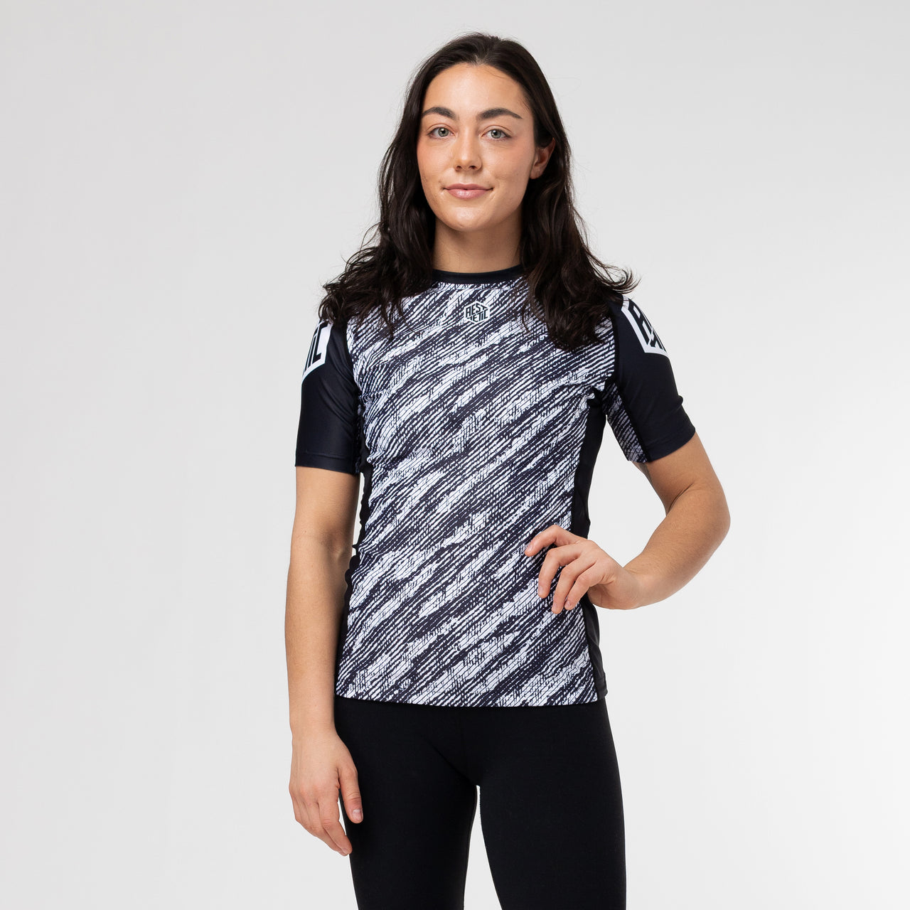 Aesthetic "Inkscape" Short Sleeve Women's Rash Guard