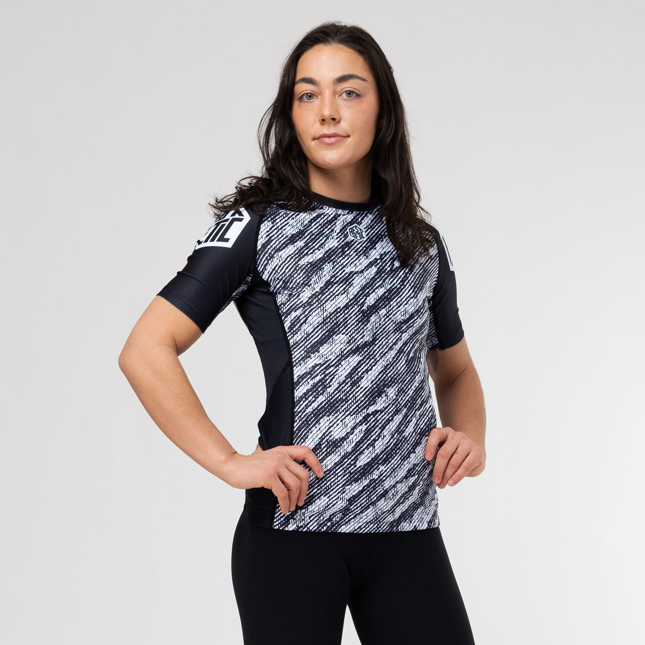 Aesthetic "Inkscape" Short Sleeve Women's Rash Guard