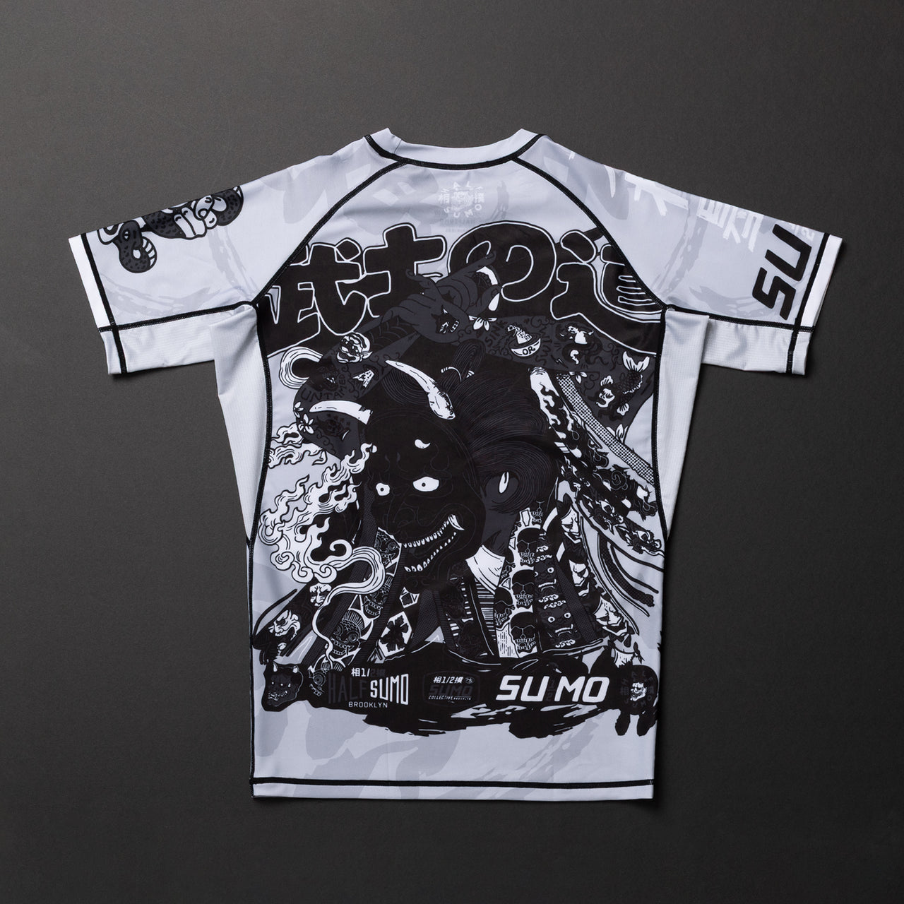 Half Sumo "HANNYA" Light Grey Short Sleeve Rash Guard