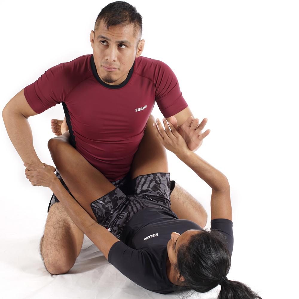 93brand "Standard Issue" Rash Guard 2 pack (Black/Burgundy, Black/Grey)