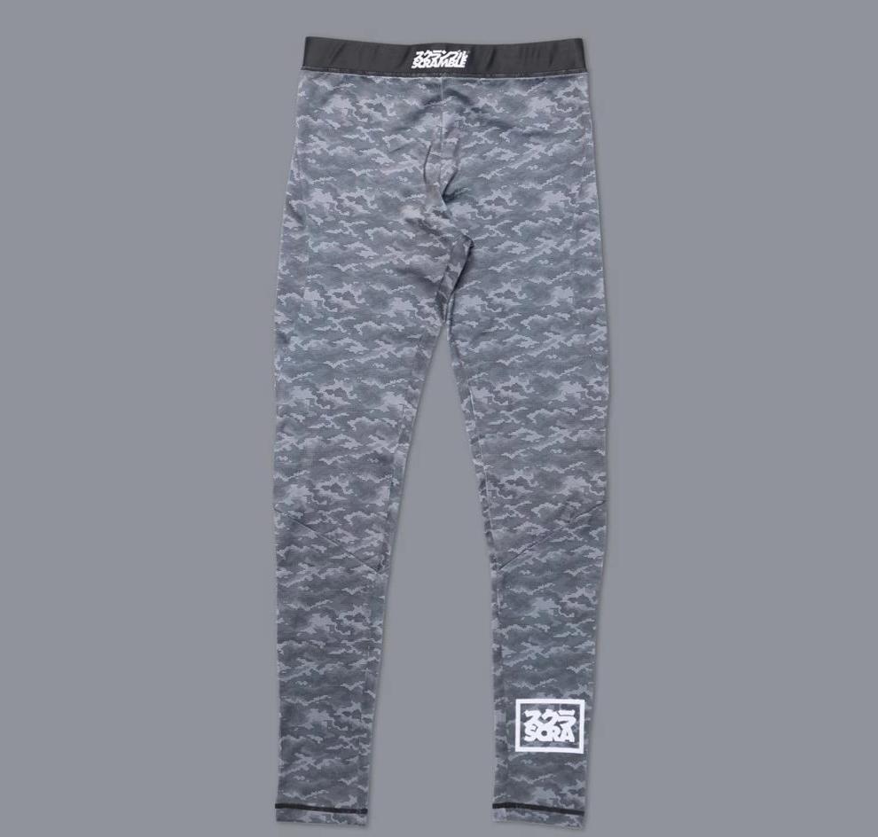 Scramble "Kuro" Camo Spats
